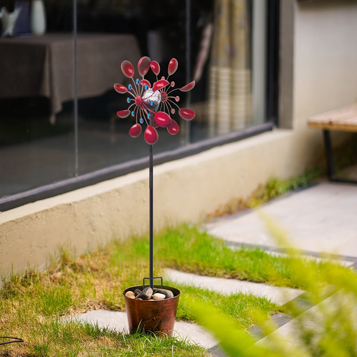 Solar Powered Metal Wind Spinner LED Glass Ball Garden Decor