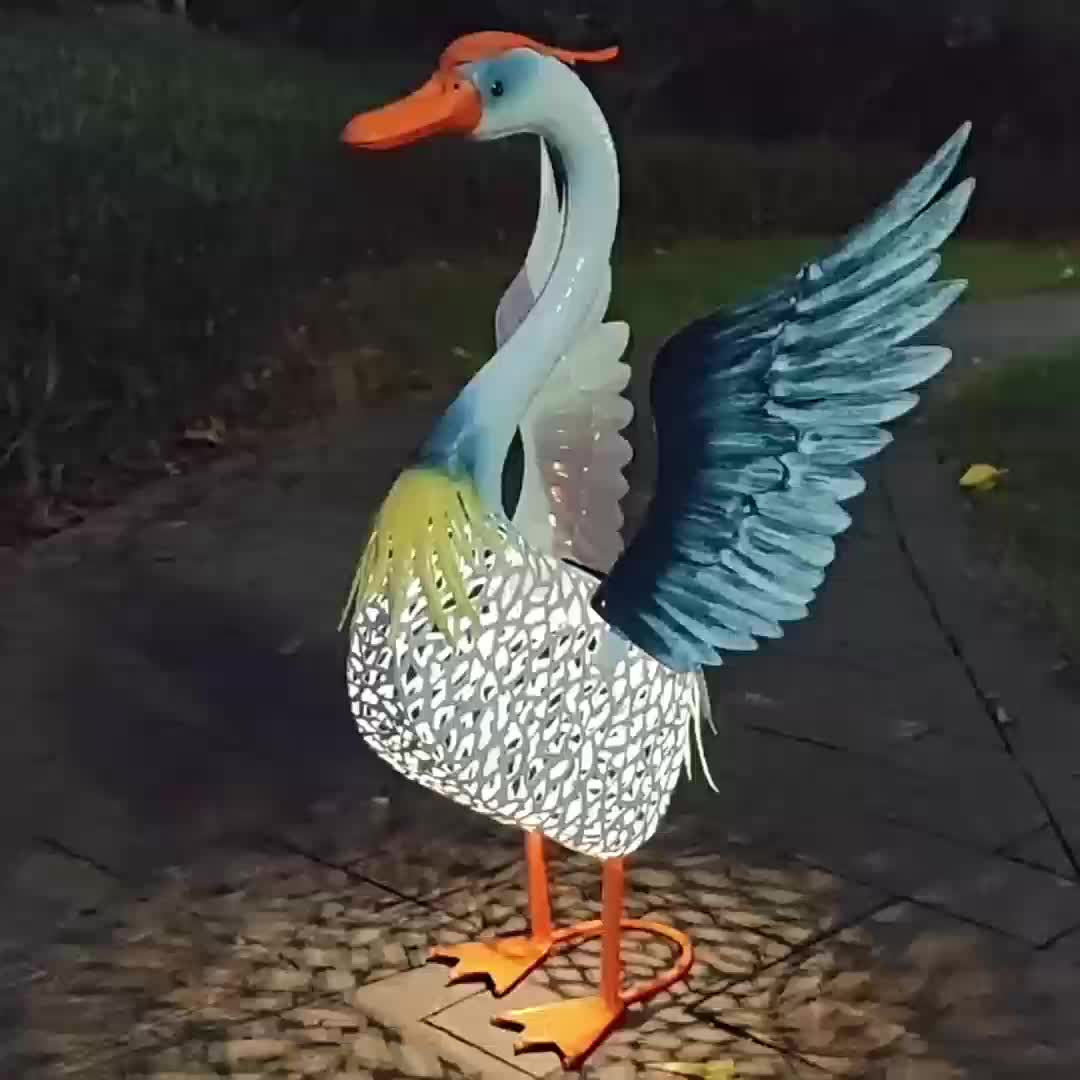 Garden Swan Solar Lights Metal Sculpture For Outdoor Decor