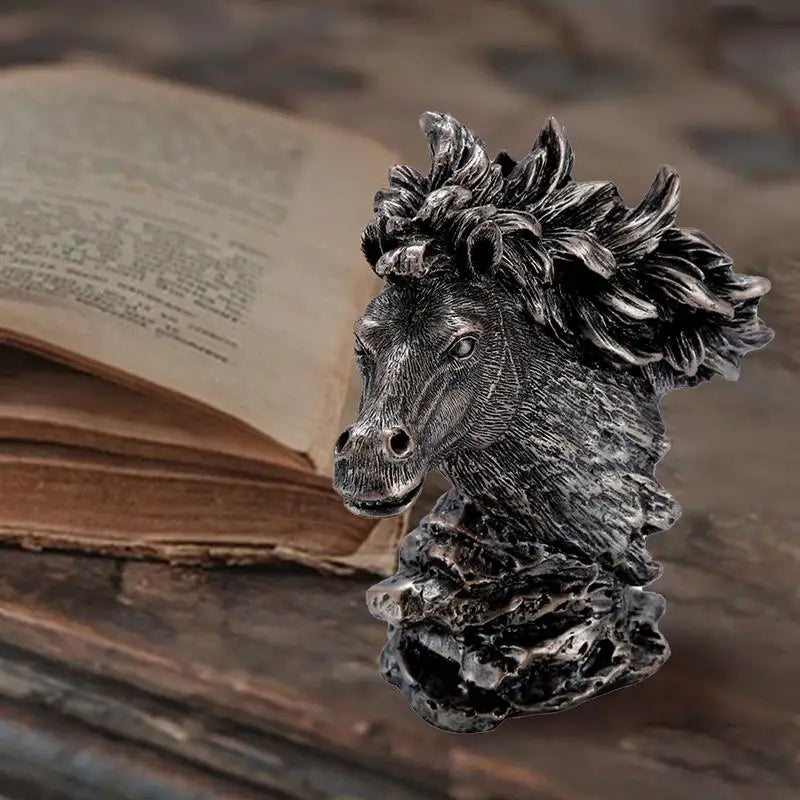 Hignconcerned Horse Head Statue Desktop Figurine Resin Art