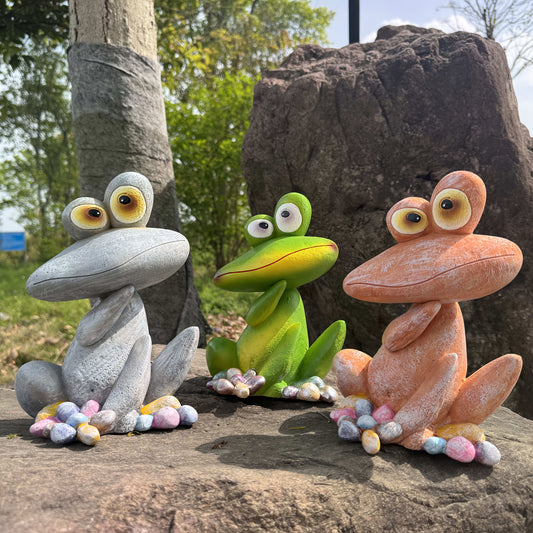 [Charming Frog] Rustic Resin Charming Frog Statues | Unique Outdoor Yard Accent, Cute Patio Embellishments, Mother's Day Gift, No Battery Required, Frog Garden Deco